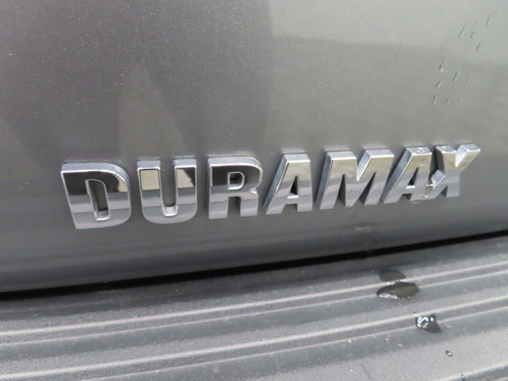 Used 2024 Chevrolet Suburban RST w/ Luxury Package image 56