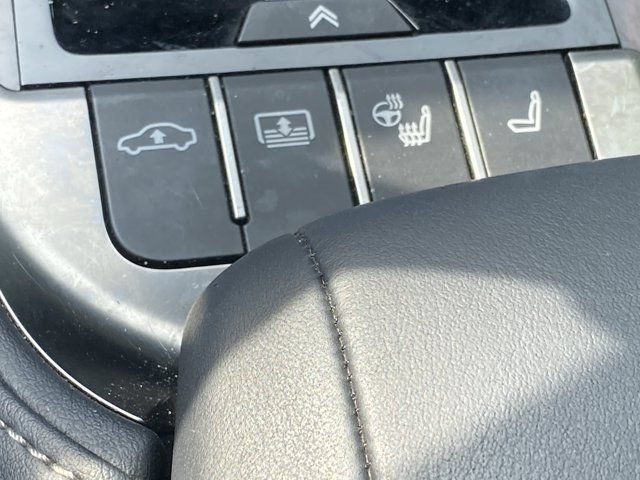 Used 2021 Lexus LS 500 w/ Interior Upgrade Package RWD image 26
