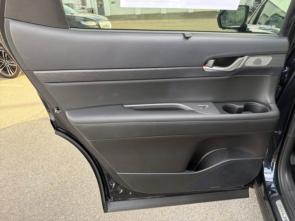 Used 2024 Hyundai Palisade Limited image 12
