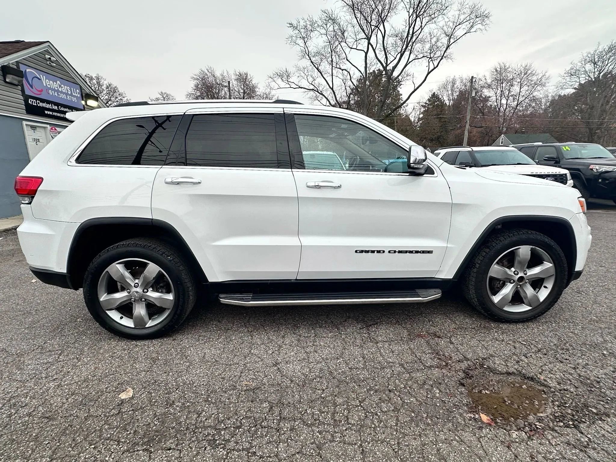 Used 2018 Jeep Grand Cherokee Limited image 6