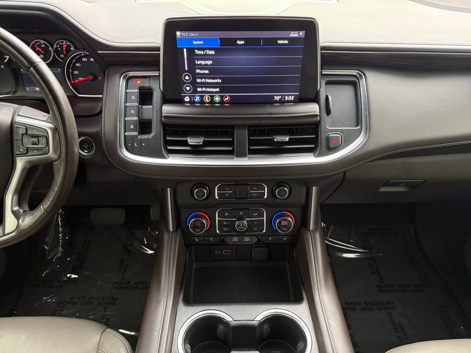 Used 2021 Chevrolet Tahoe LT w/ LT Signature Package image 11