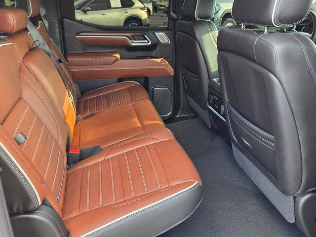 Used 2024 GMC Sierra 1500 Denali Ultimate AWD/4WD image 16