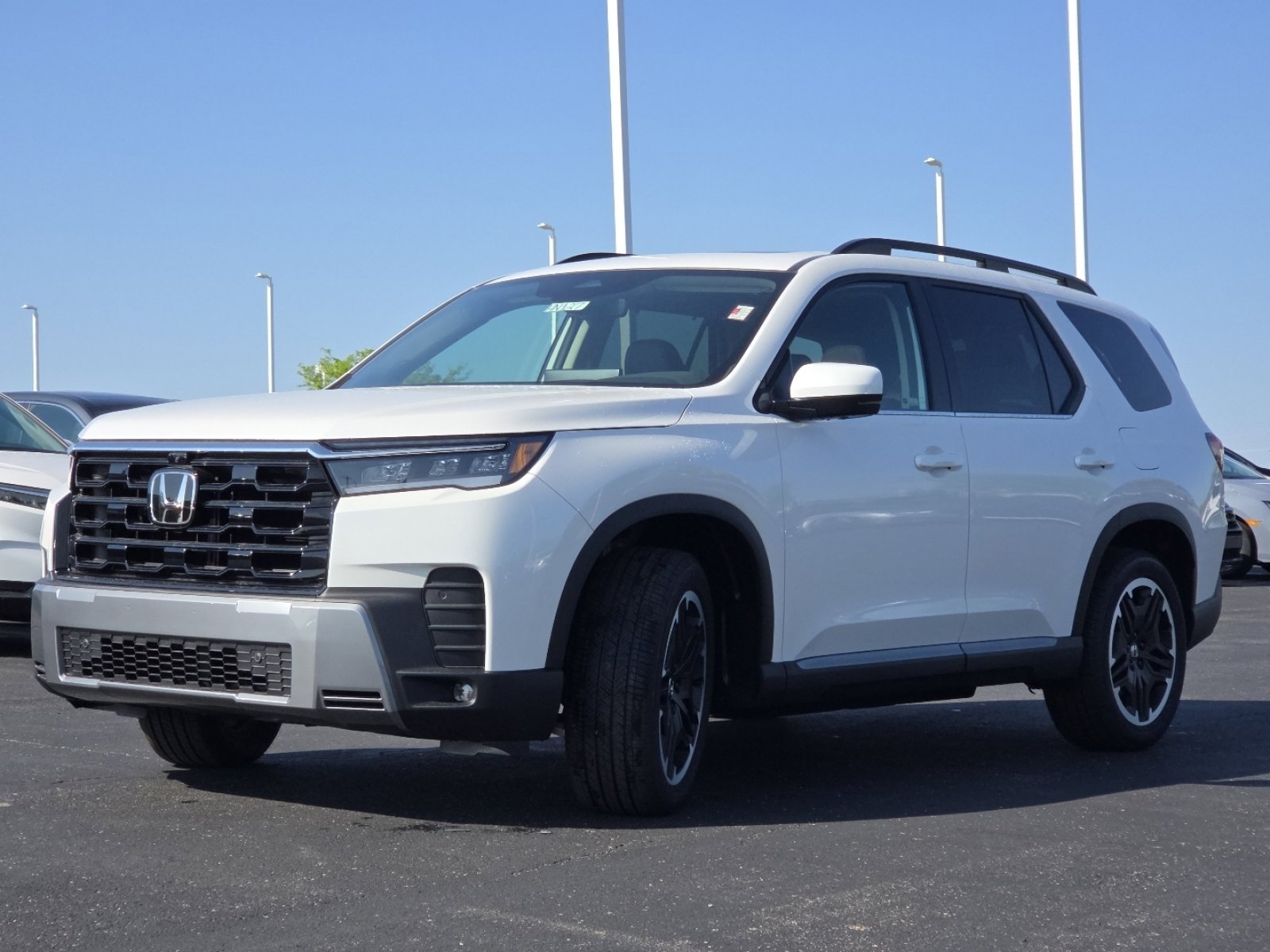 New 2026 Honda Pilot Touring image 12