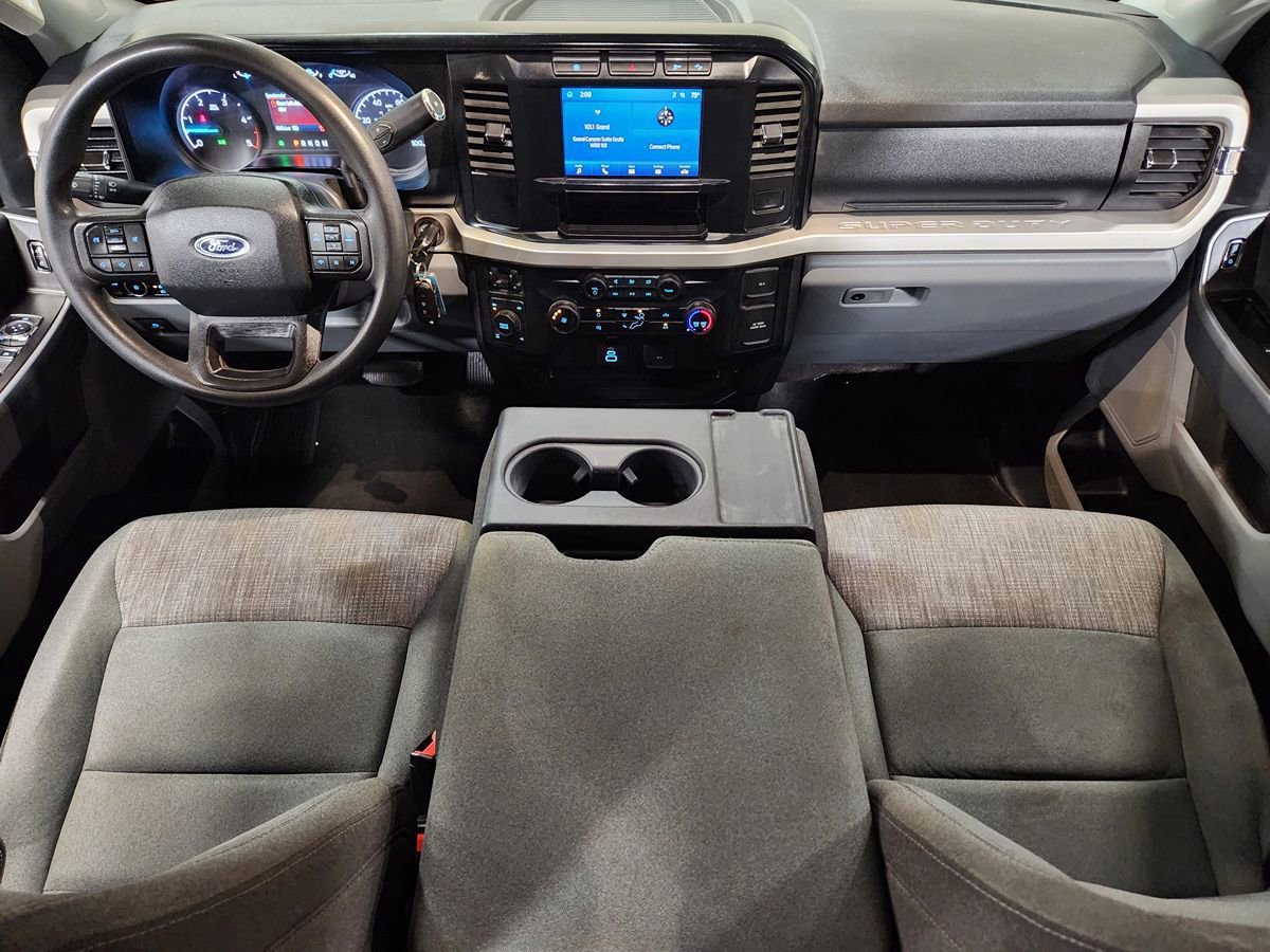Used 2024 Ford F250 XLT w/ FX4 Off-Road Package AWD/4WD image 46