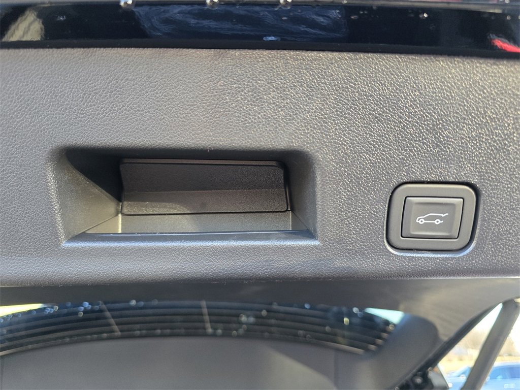 New 2025 GMC Acadia Elevation w/ Elevation Premium Package image 30