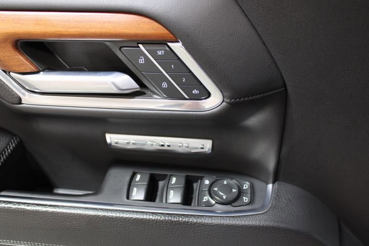 Used 2023 GMC Sierra 1500 Denali w/ Denali Reserve Package image 20