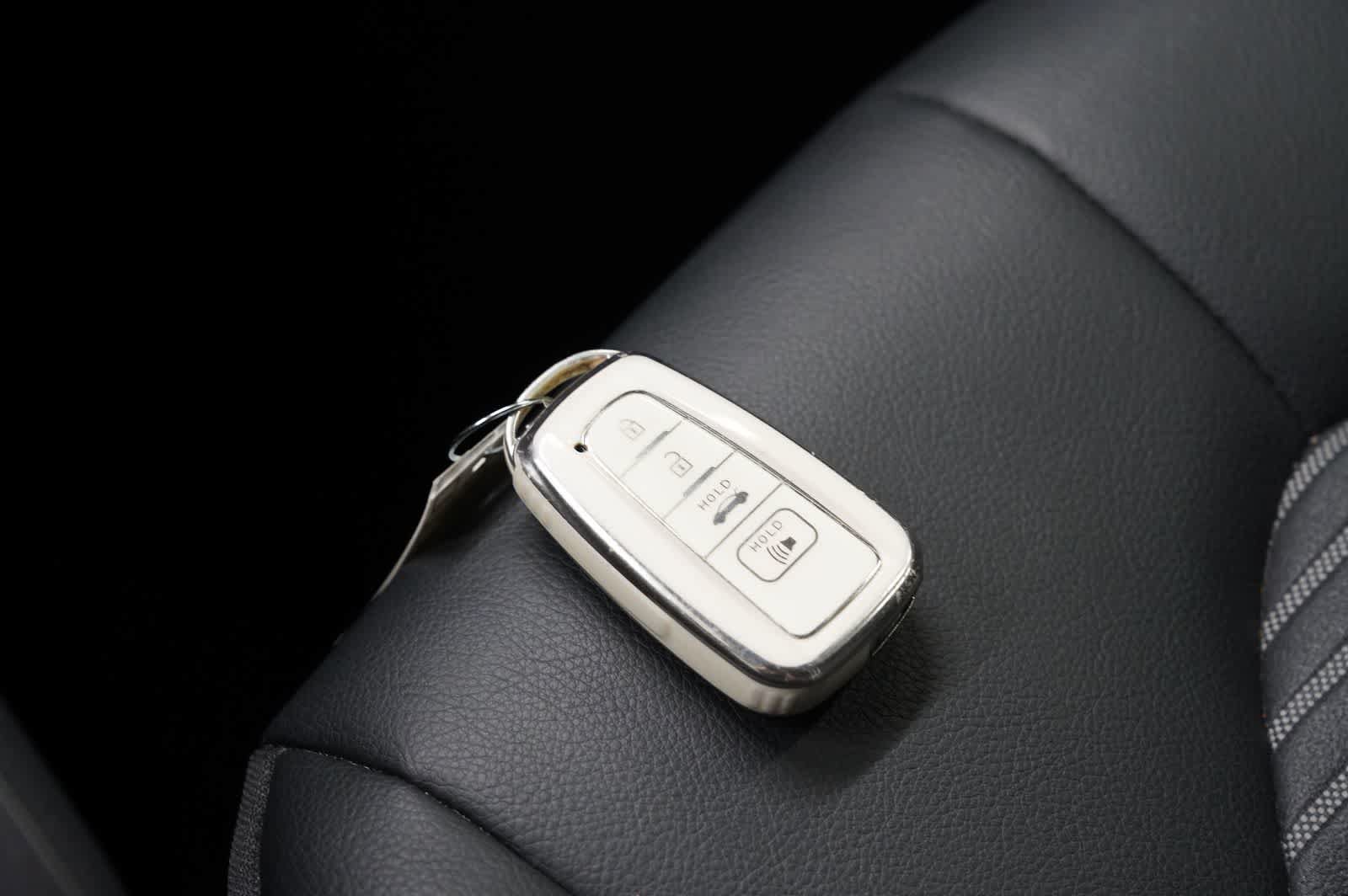 Used 2023 Toyota Camry SE w/ Audio Upgrade Package FWD image 27
