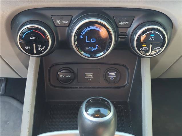 Used 2021 Hyundai Venue SEL w/ Premium Package FWD image 20
