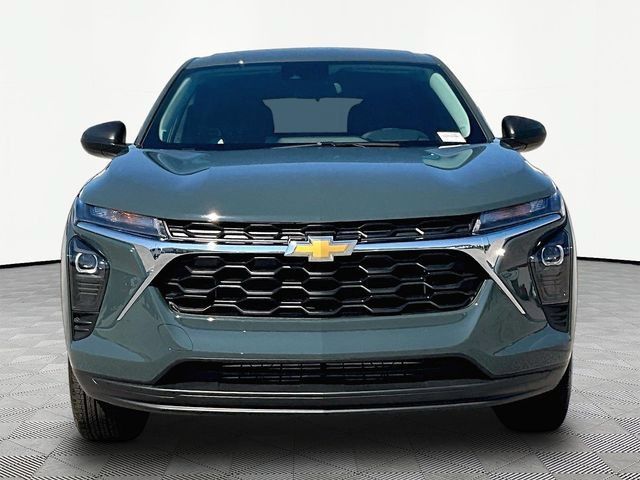 New 2026 Chevrolet Trax LS FWD image 2