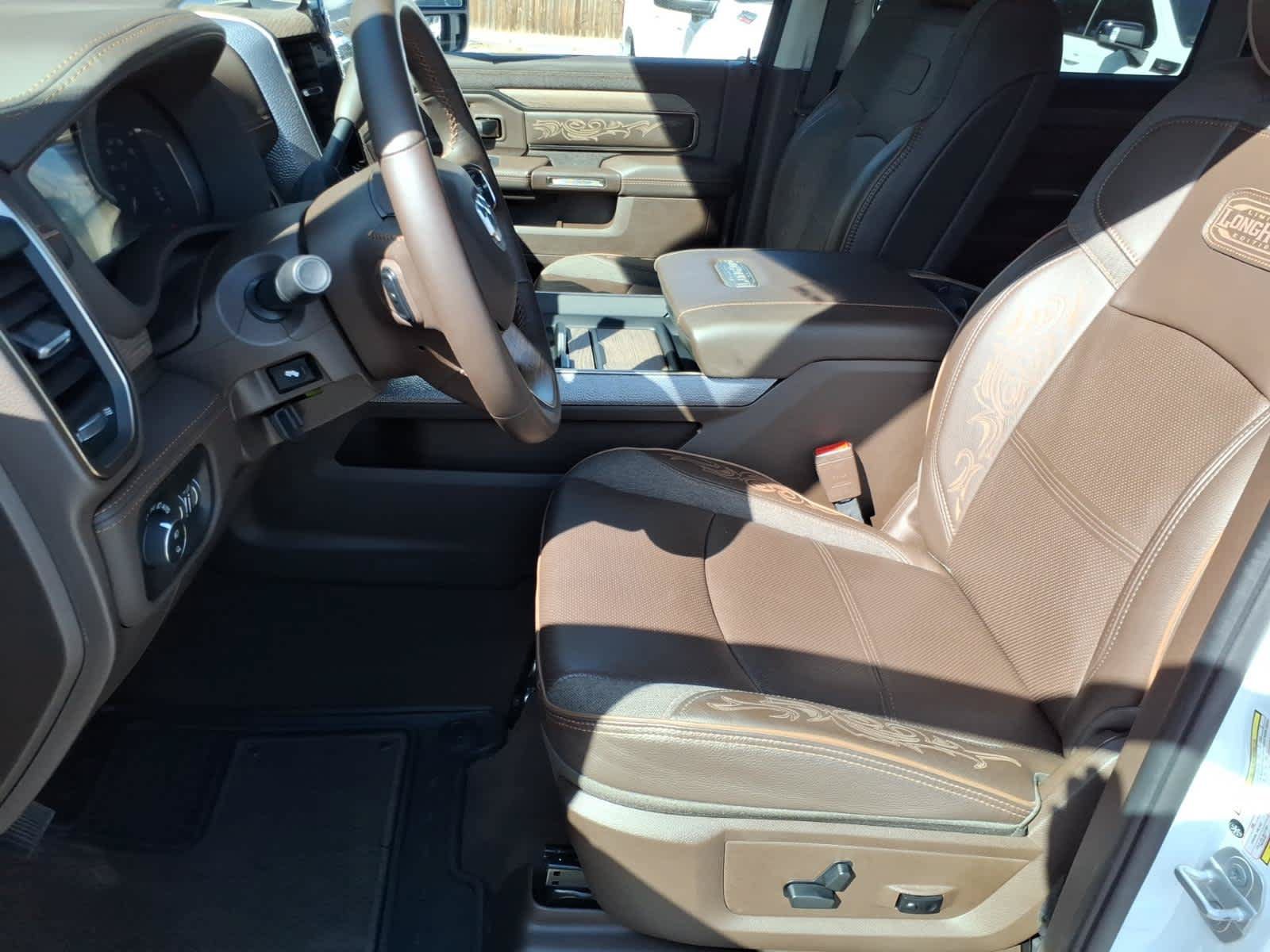 Used 2025 RAM 2500 Limited AWD/4WD image 24