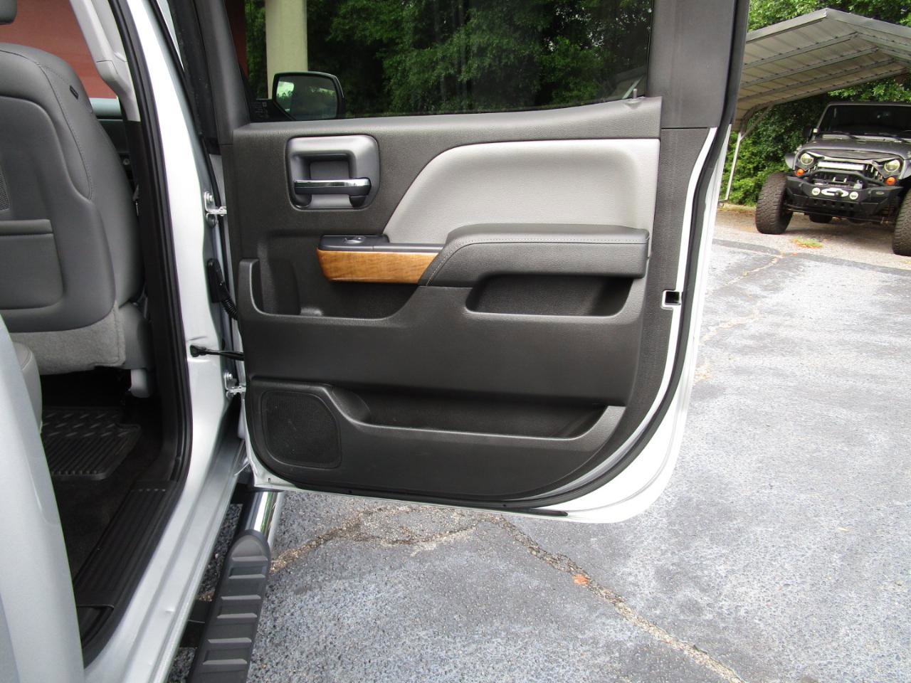 Used 2015 Chevrolet Silverado 1500 LTZ w/ LTZ Plus Package RWD image 30