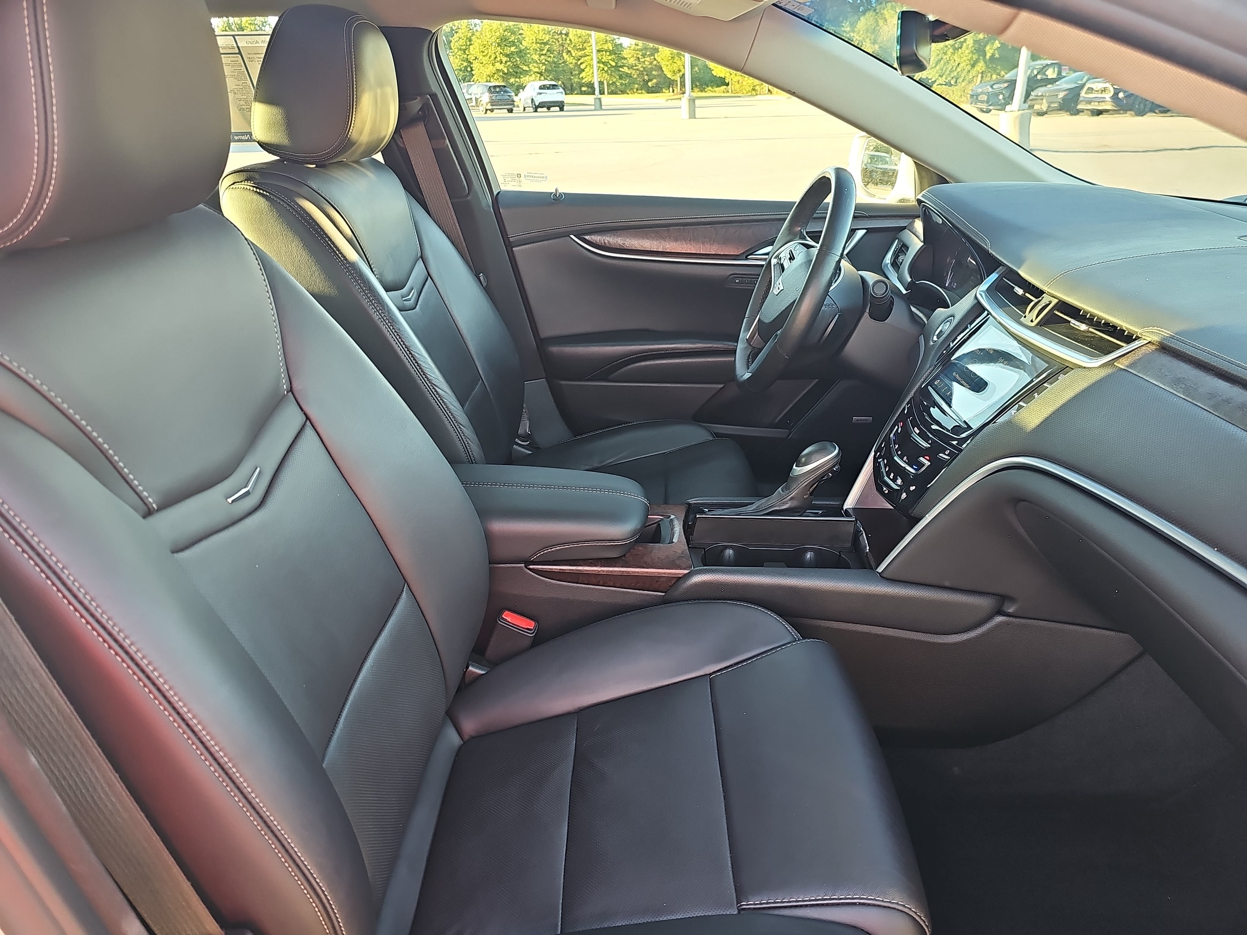 Used 2019 Cadillac XTS Luxury w/ Driver Awareness Package FWD image 10