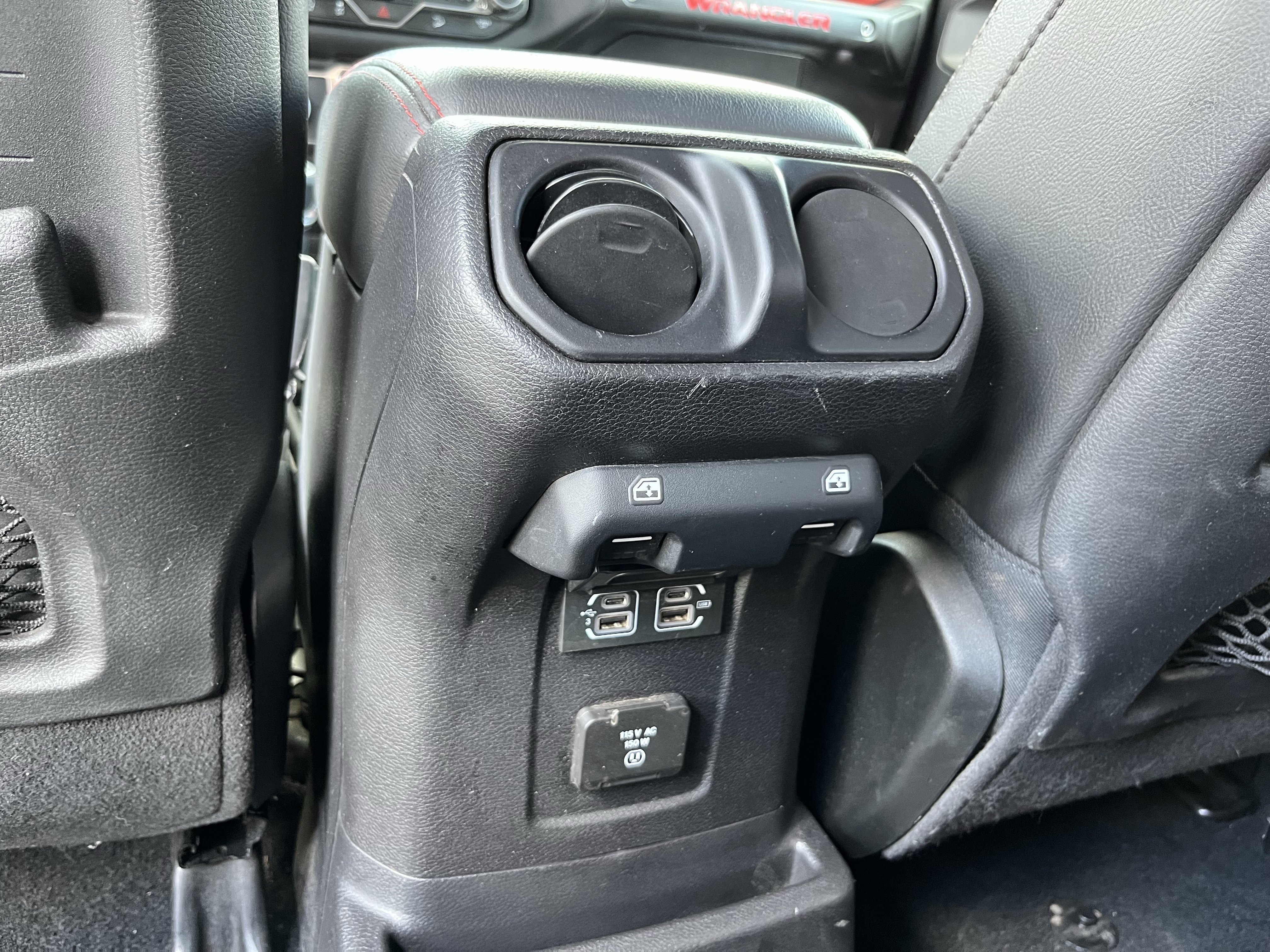 Used 2018 Jeep Wrangler Unlimited Rubicon AWD/4WD image 19