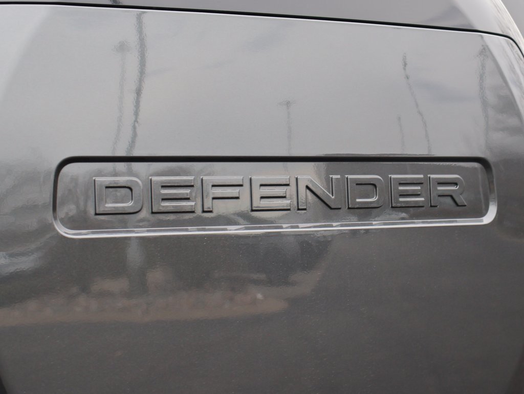 New 2026 Land Rover Defender 110 S AWD/4WD image 8