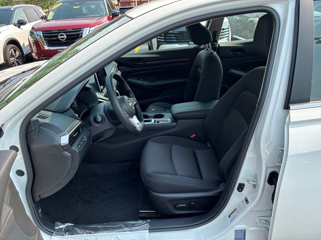 New 2026 Nissan Altima 2.5 SV AWD/4WD image 14