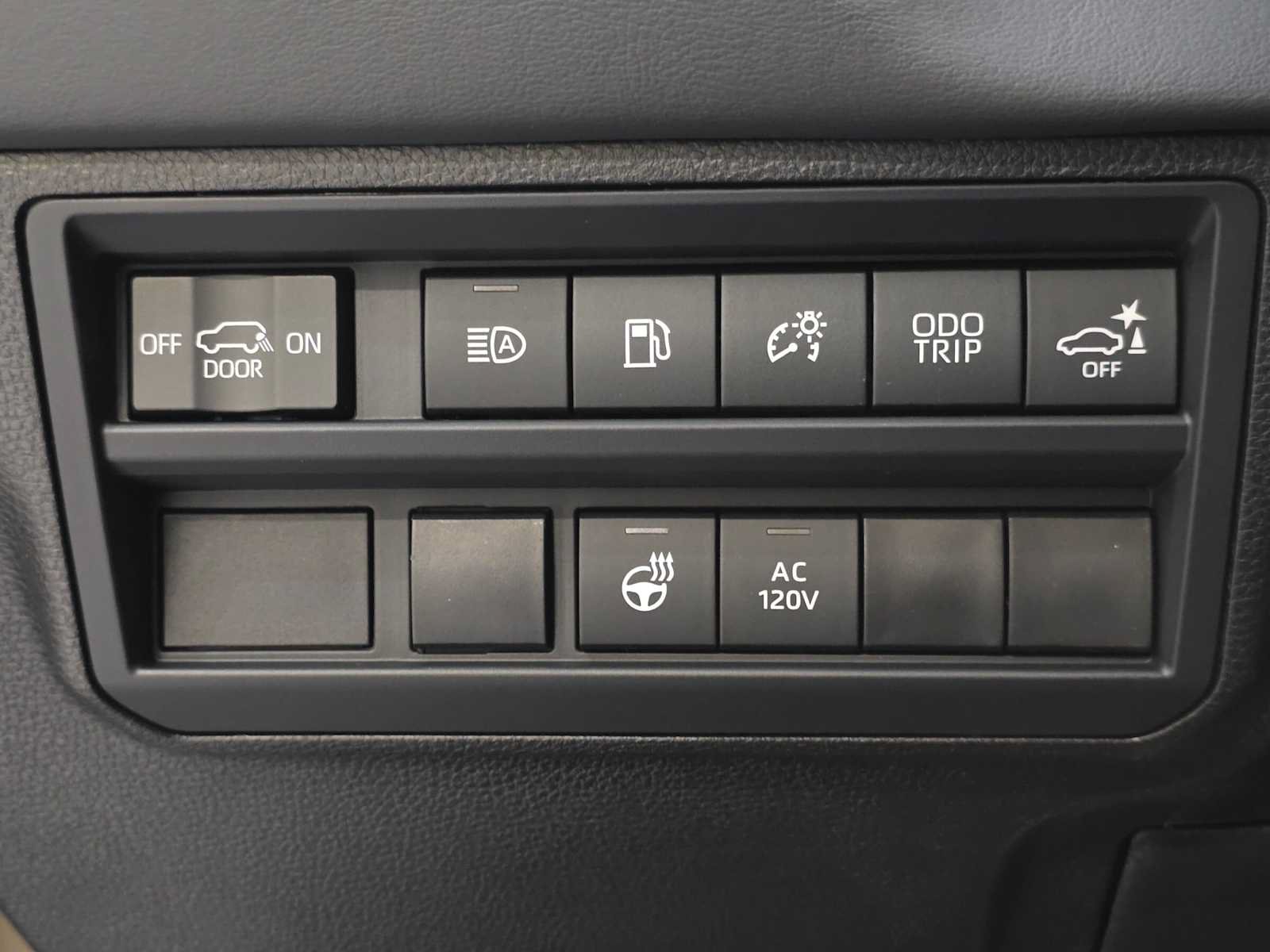 New 2026 Toyota Sequoia Platinum w/ TRD Off-Road Package AWD/4WD image 18