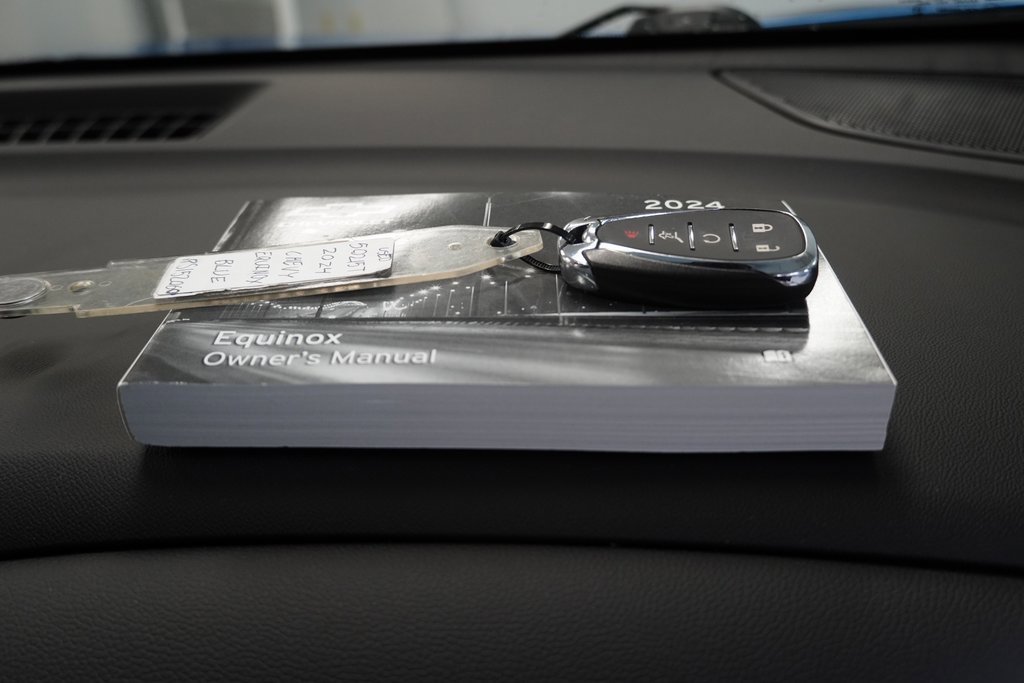 Certified 2024 Chevrolet Equinox LT w/ LPO, Floor Liner Package image 37