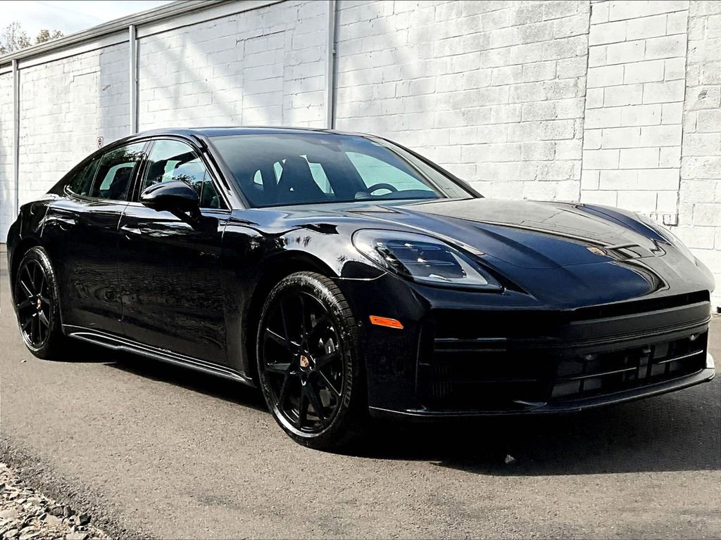 Used 2025 Porsche Panamera 4 image 7