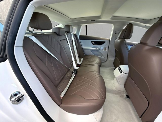 Certified 2024 Mercedes-Benz EQE 500 4MATIC Sedan image 28