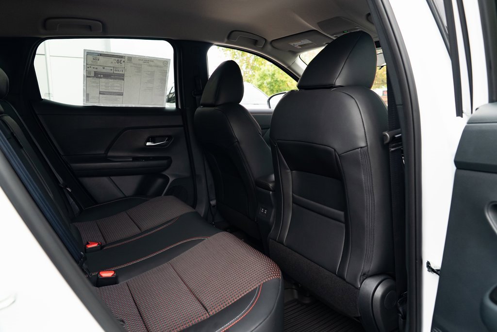 New 2026 Nissan Kicks SR w/ Cold Weather Package image 23