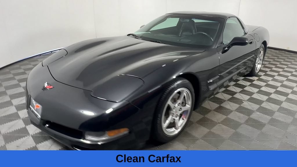 Used 2004 Chevrolet Corvette Coupe w/ Preferred Equipment Group RWD image 6