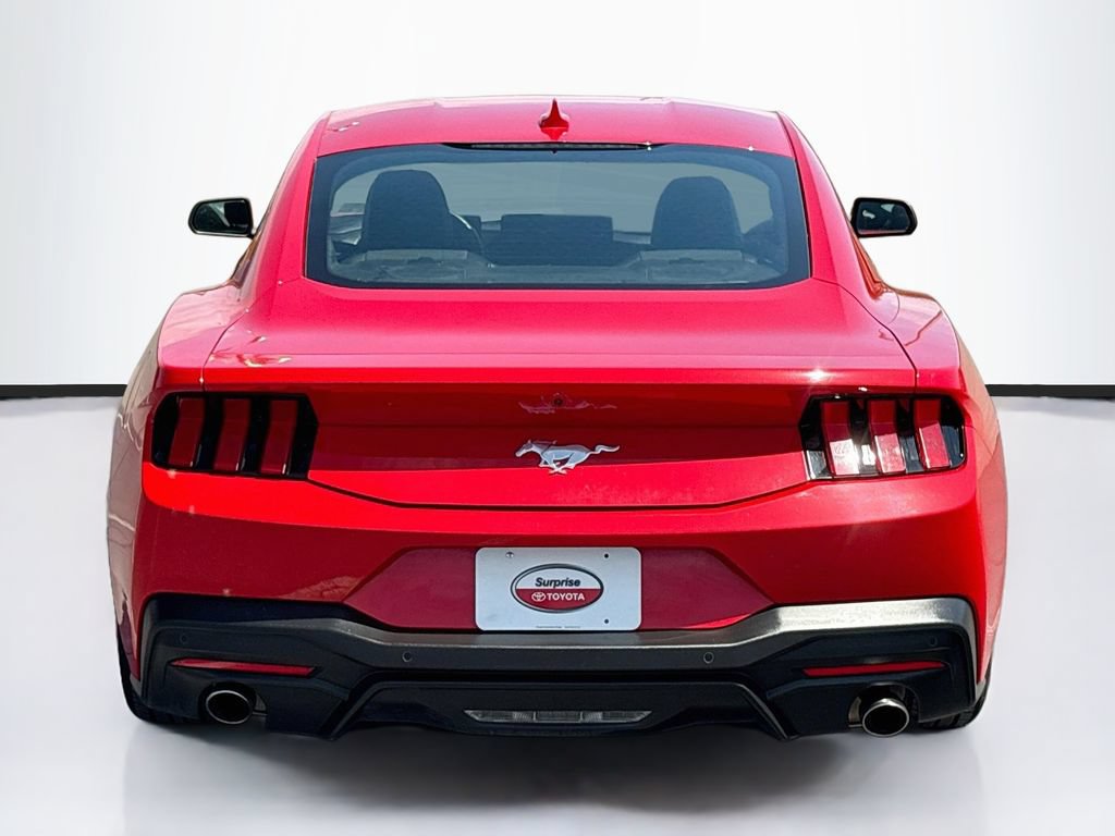 Used 2024 Ford Mustang Coupe RWD image 6