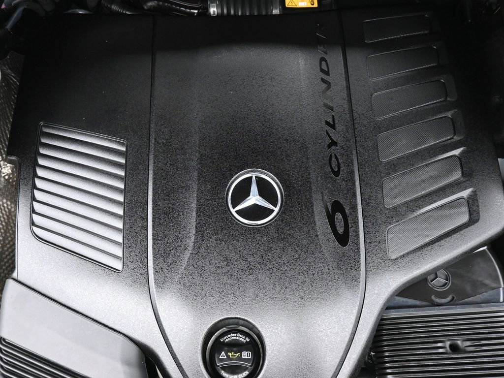 Used 2022 Mercedes-Benz GLS 450 4MATIC image 28