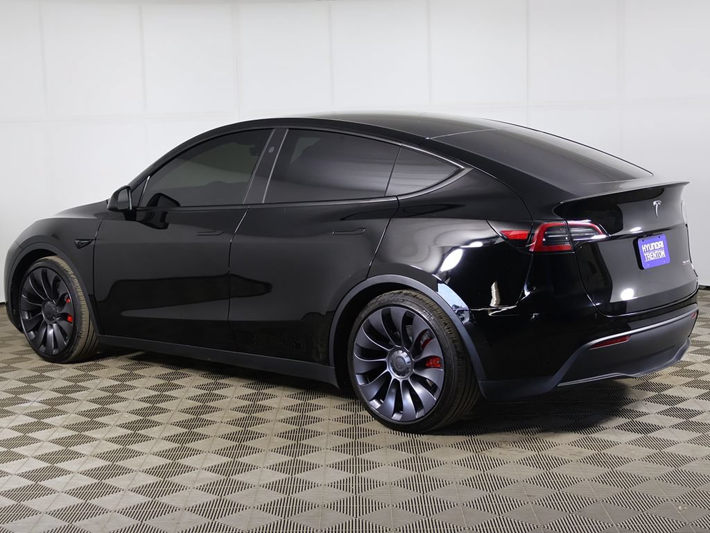 Used 2024 Tesla Model Y Performance AWD/4WD image 11