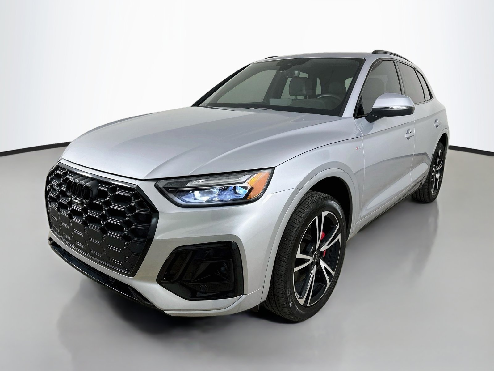 Used 2025 Audi Q5 2.0T Premium Plus