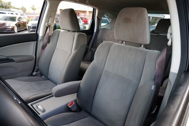 Used 2014 Honda CR-V LX image 6