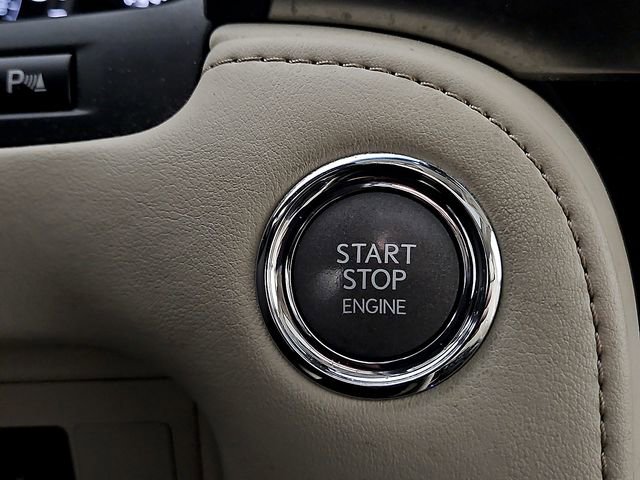 Used 2017 Lexus LX 570 4WD w/ Luxury Package image 27