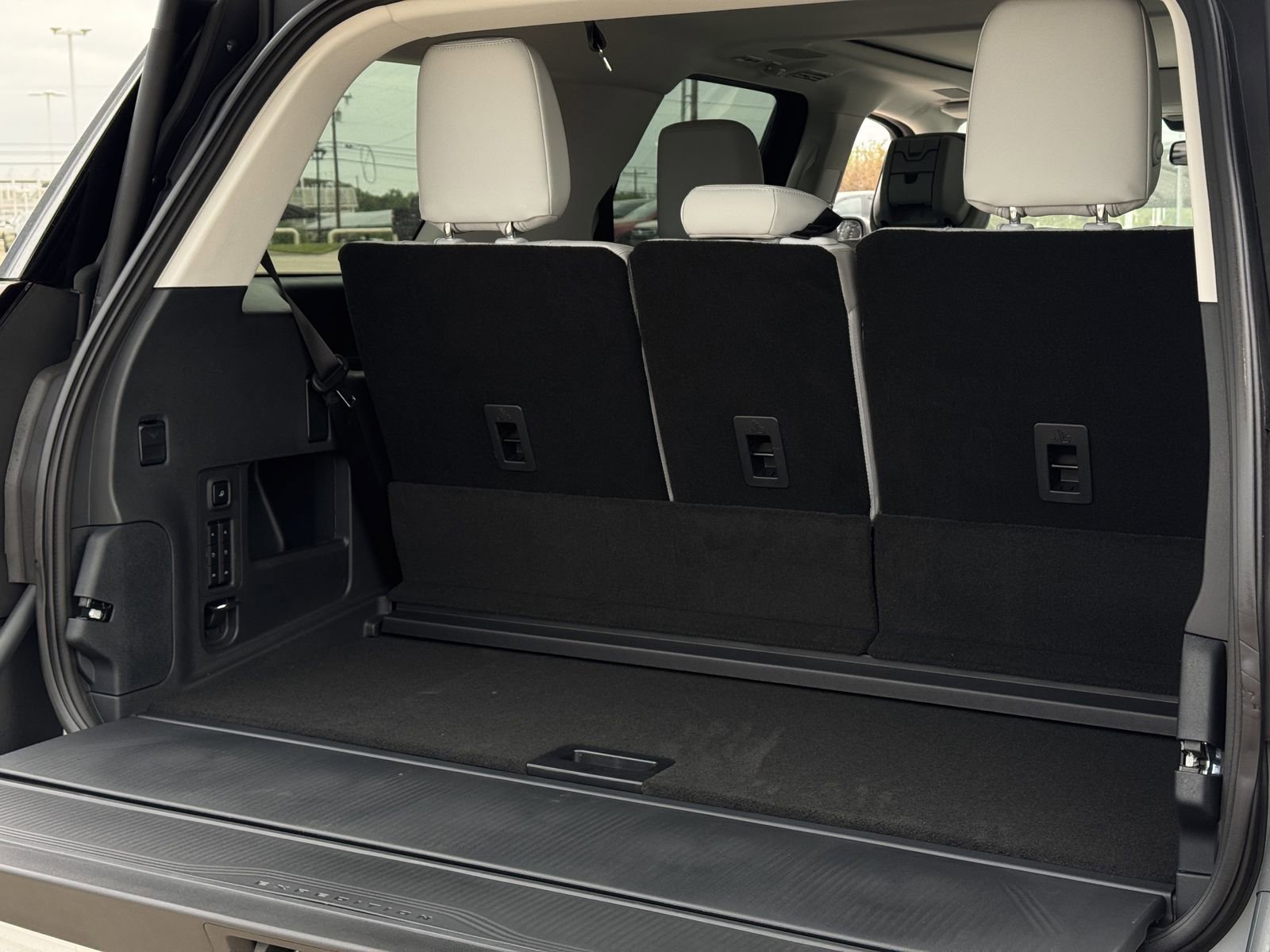 New 2026 Ford Expedition Platinum image 27