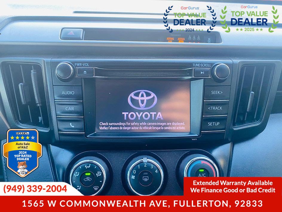 Used 2018 Toyota RAV4 LE w/ Carpet Mat Package image 30