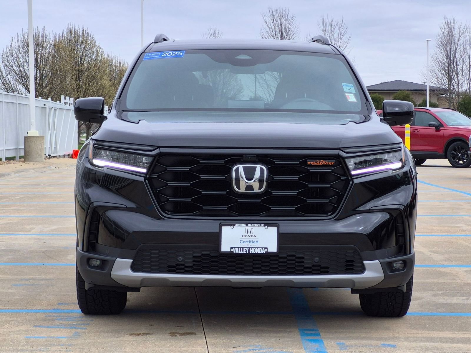 Certified 2025 Honda Pilot TrailSport image 3