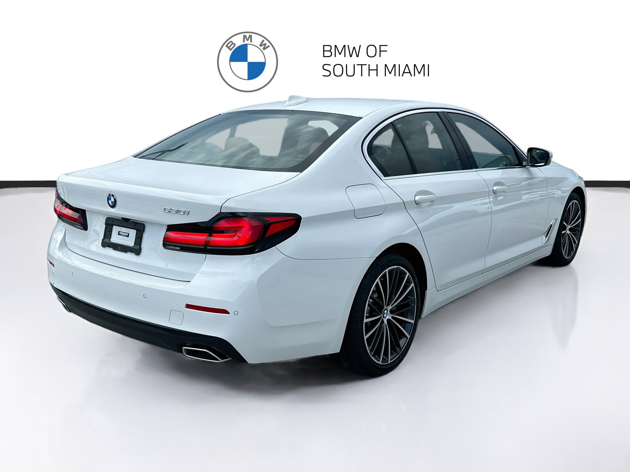 Used 2023 BMW 530i w/ Premium Package RWD image 7