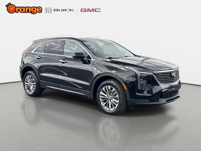 Used 2025 Cadillac XT4 Premium Luxury FWD image 1