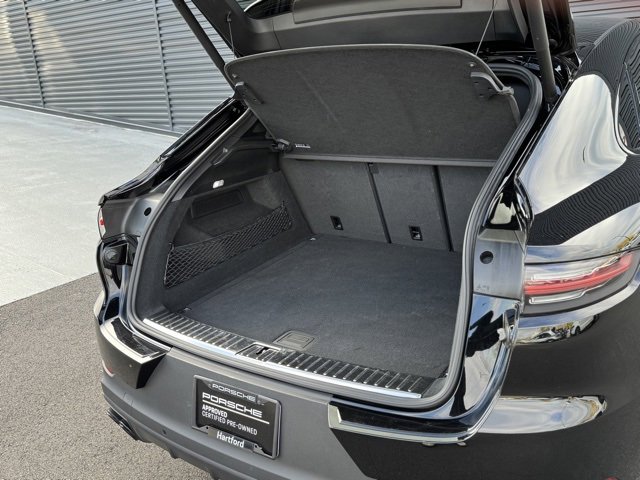 Certified 2022 Porsche Cayenne Coupe image 33