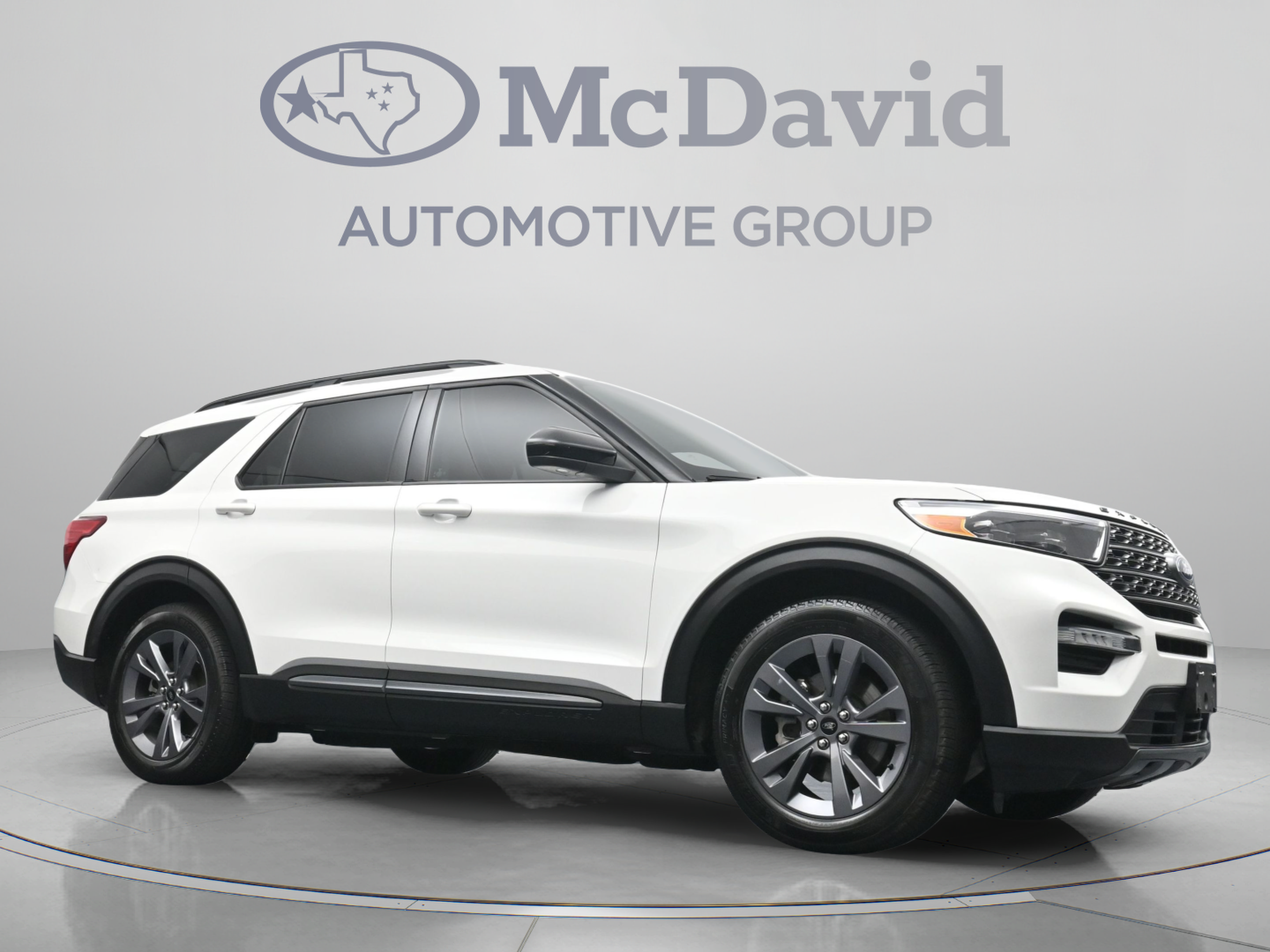 Used 2023 Ford Explorer XLT w/ Equipment Group 202A RWD image 25