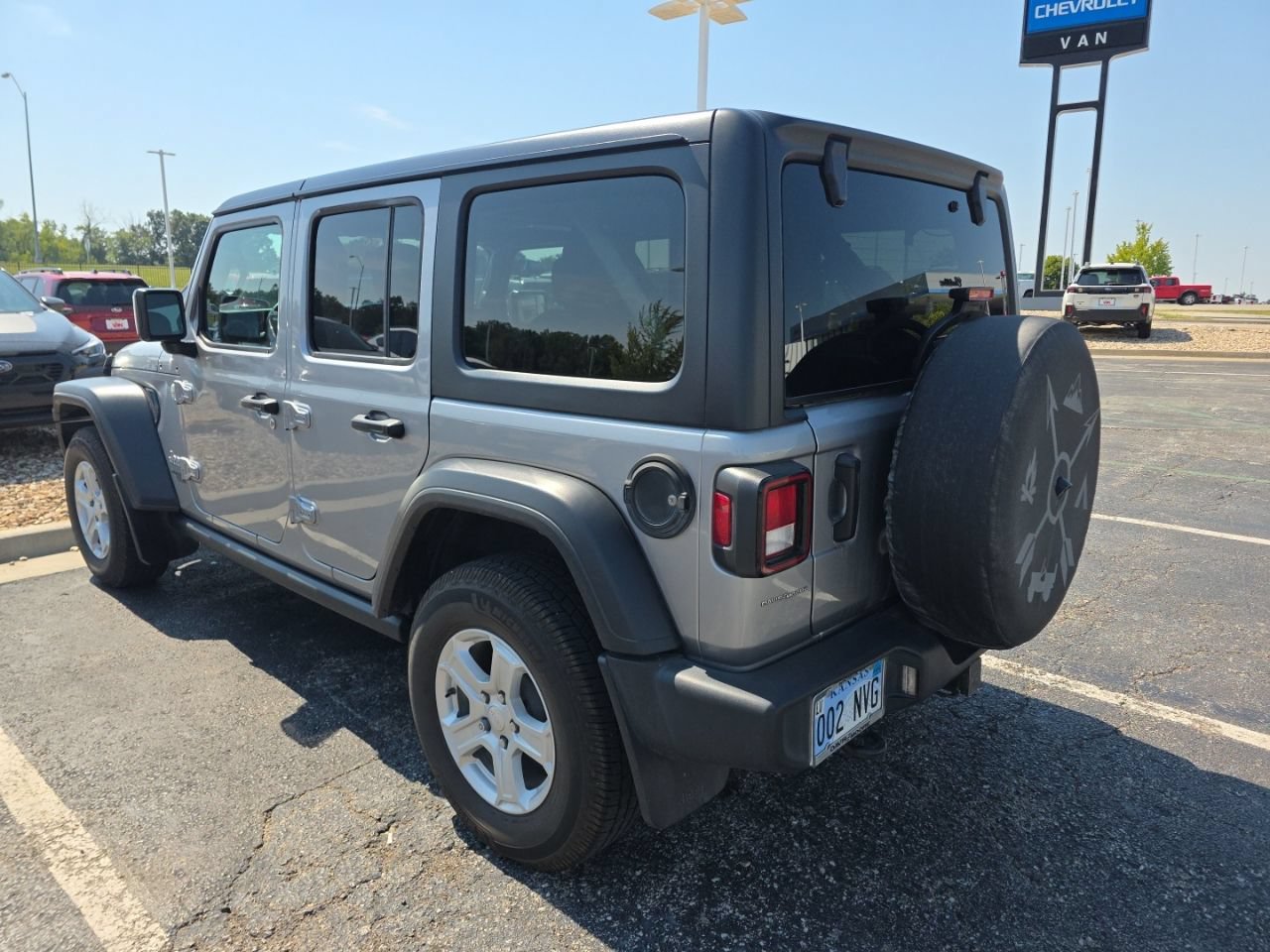 Used 2021 Jeep Wrangler Unlimited Sport AWD/4WD image 4