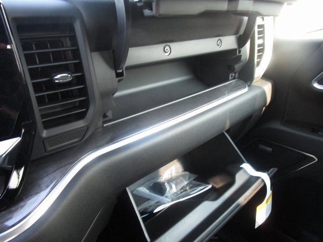 New 2026 Chevrolet Silverado 1500 LTZ w/ Technology Package image 15