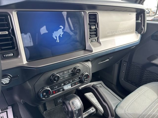 Used 2023 Ford Bronco Outer Banks w/ Sasquatch Package image 13