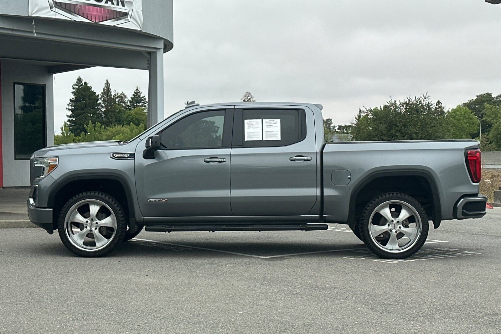 Used 2019 GMC Sierra 1500 AT4 w/ AT4 Premium Package image 7
