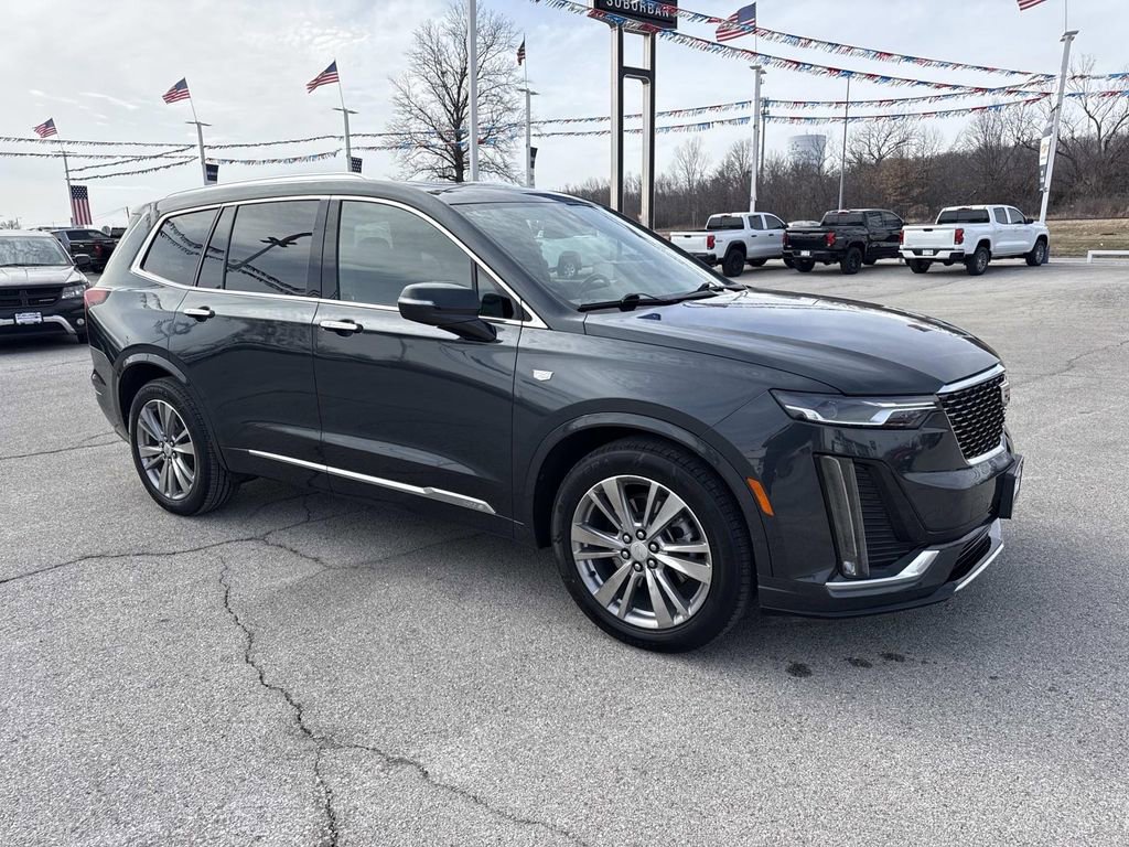 Used 2023 Cadillac XT6 Premium Luxury FWD image 8