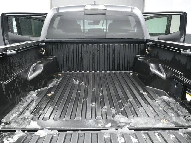Used 2019 Toyota Tacoma TRD Sport image 11