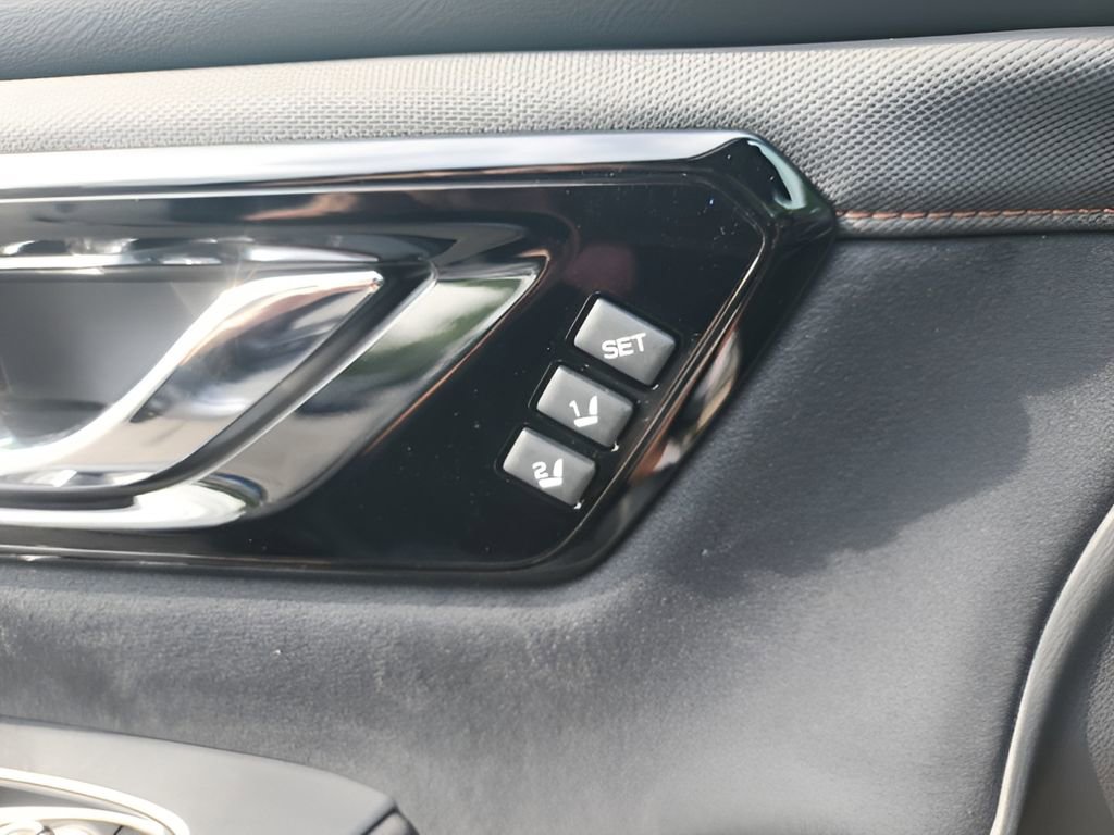 Used 2025 Subaru Forester Touring image 20