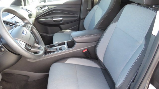 Certified 2017 Ford Escape SE image 4