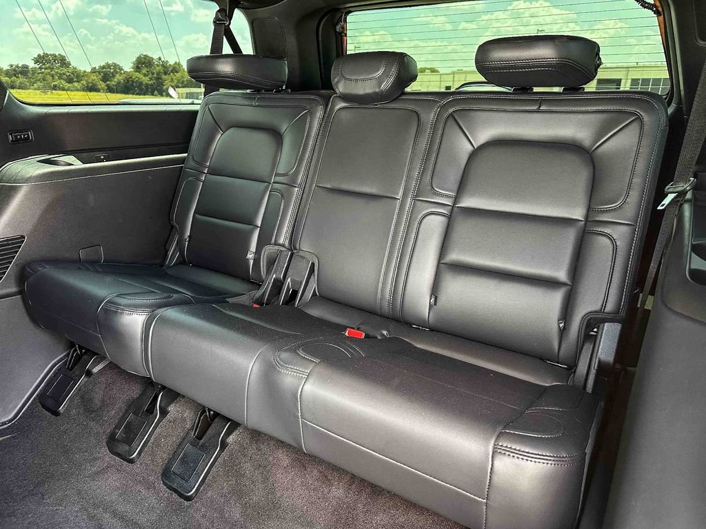 Used 2024 Lincoln Navigator L Reserve AWD/4WD image 22