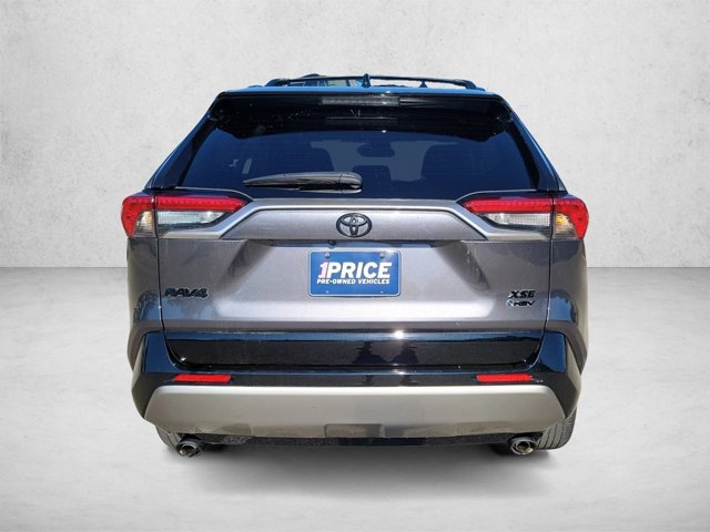 Used 2025 Toyota RAV4 XSE AWD/4WD image 7