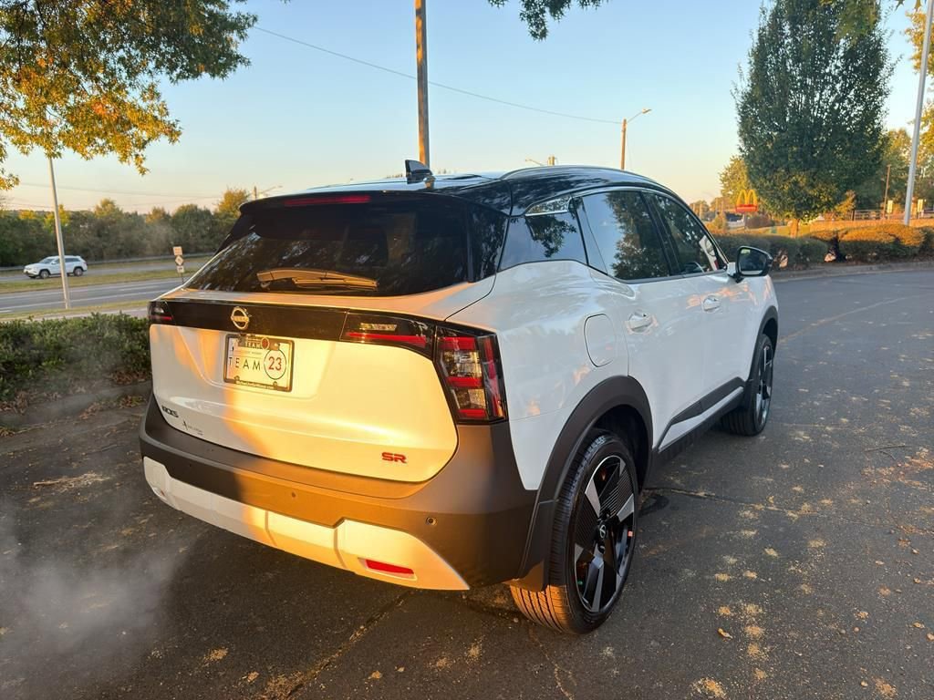 New 2026 Nissan Kicks SR image 7