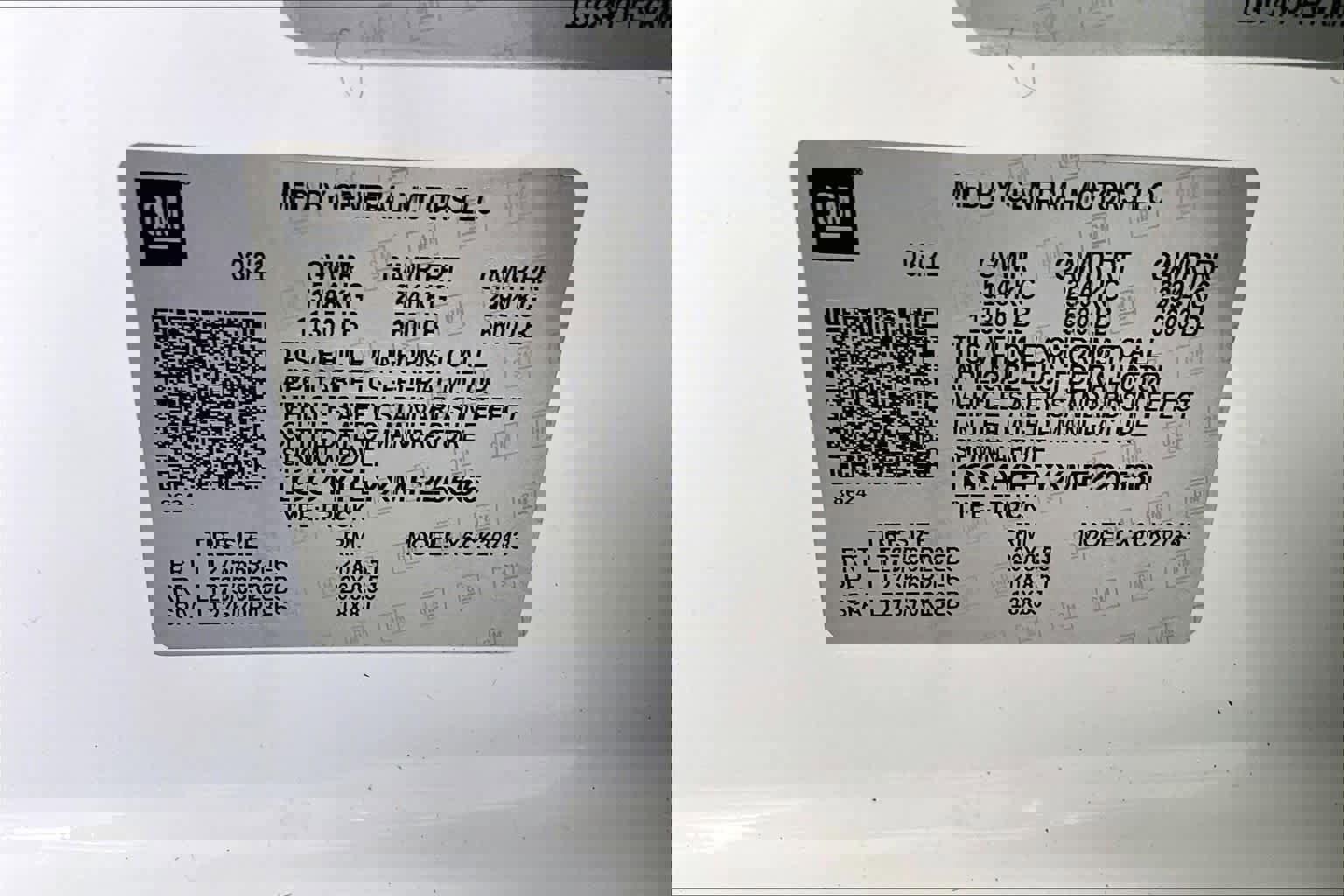 Used 2021 Chevrolet Silverado 2500 LTZ w/ LTZ Plus Package image 30